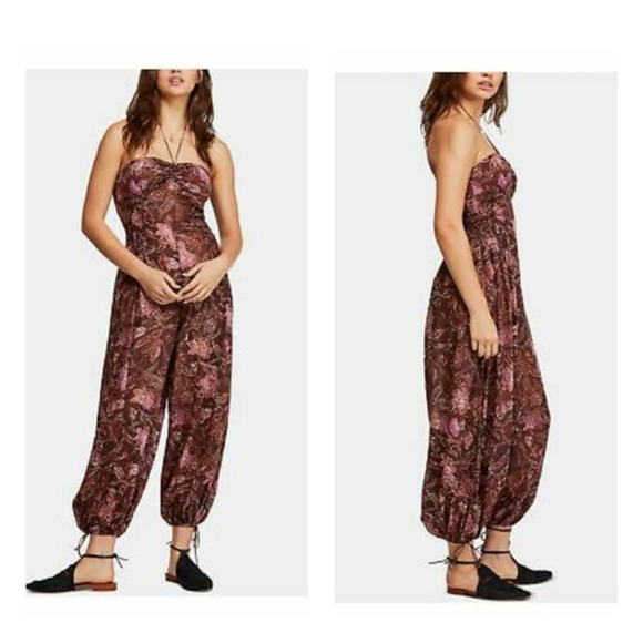 😍FREE PEOPLEMADE IN INDIA HALTER CUFFED JUMPSUIT - Picture 1 of 2